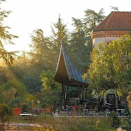 Hotel Hotellerie De L'abbaye Du Desert L'Isle-Jourdain (Vienne)