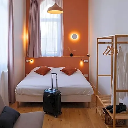 Hotel Hotellerie De L'abbaye Du Desert L'Isle-Jourdain (Vienne)